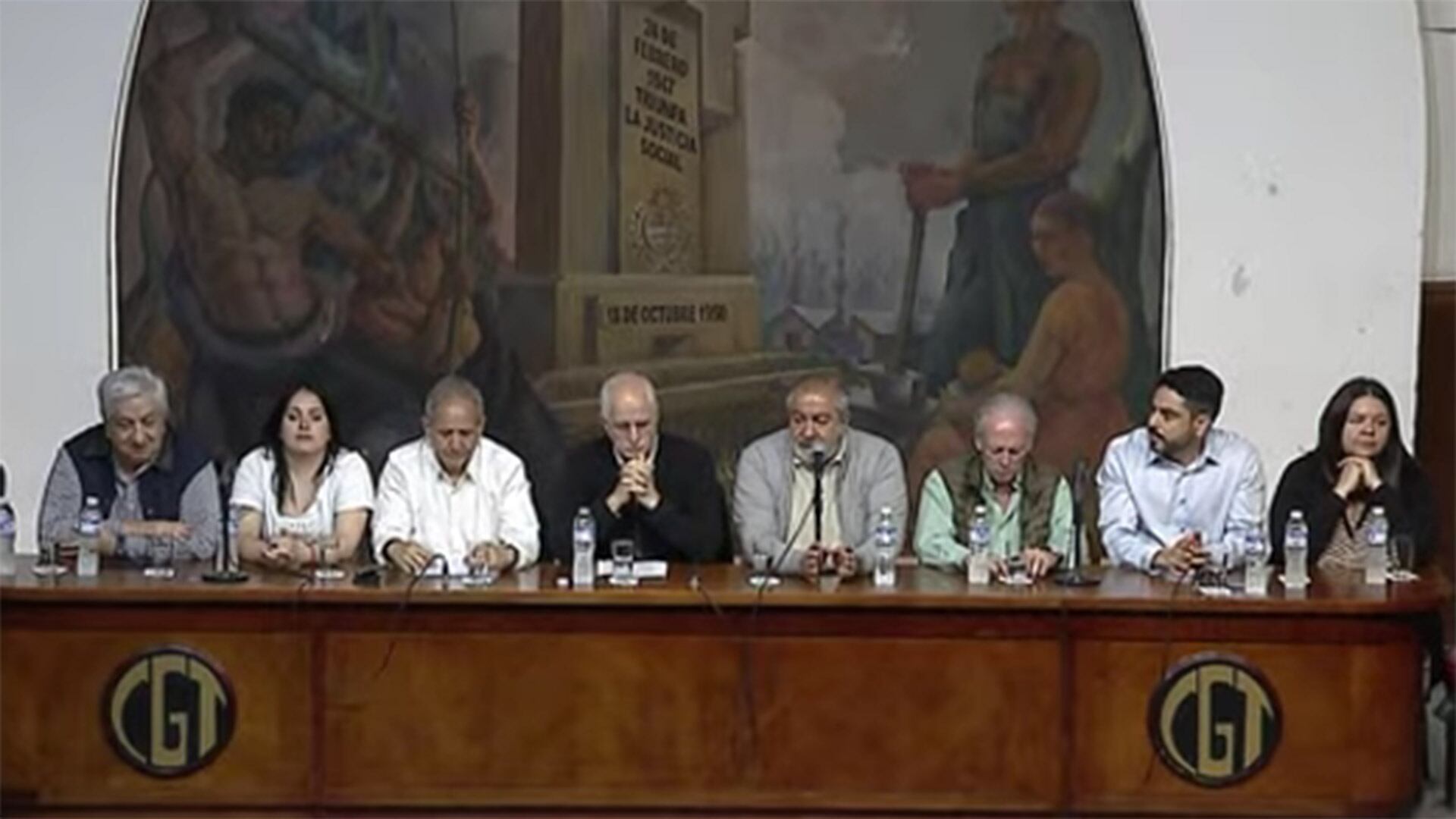 Jorge Taiana, Sergio Palazzo y Hugo Antonio Moyano, en el acto de la CGT