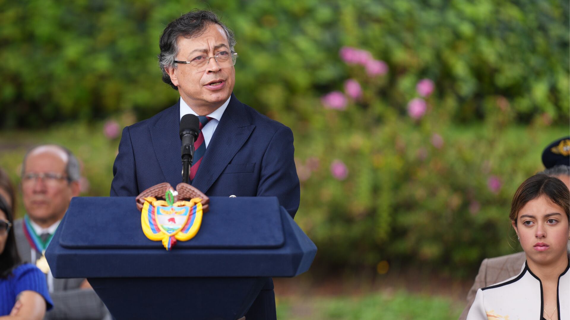 El presidente colombiano detalló su rol como facilitador en negociaciones multilaterales sobre Venezuela, proponiendo un gobierno de transición y criticando tanto las sanciones como la falta de comicios transparentes antes de las elecciones de 2024 - crédito Juan Diego Cano/Presidencia