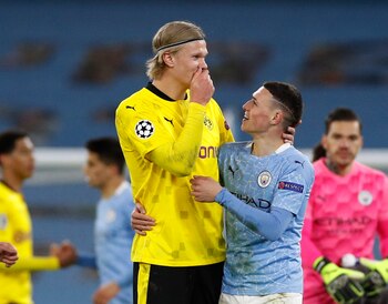 Erling Haaland broma con Phil