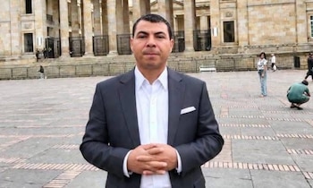 El candidato Andrés Vásquez desaparició