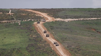 El Ejército de Israel limita a 50 las reuniones en espacios abiertos en el norte y se suspenden las clases