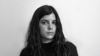 Quién es María Aparicio, la cineasta cordobesa premiada en Venecia: la historia detrás de una película que retrata la soledad y el trabajo