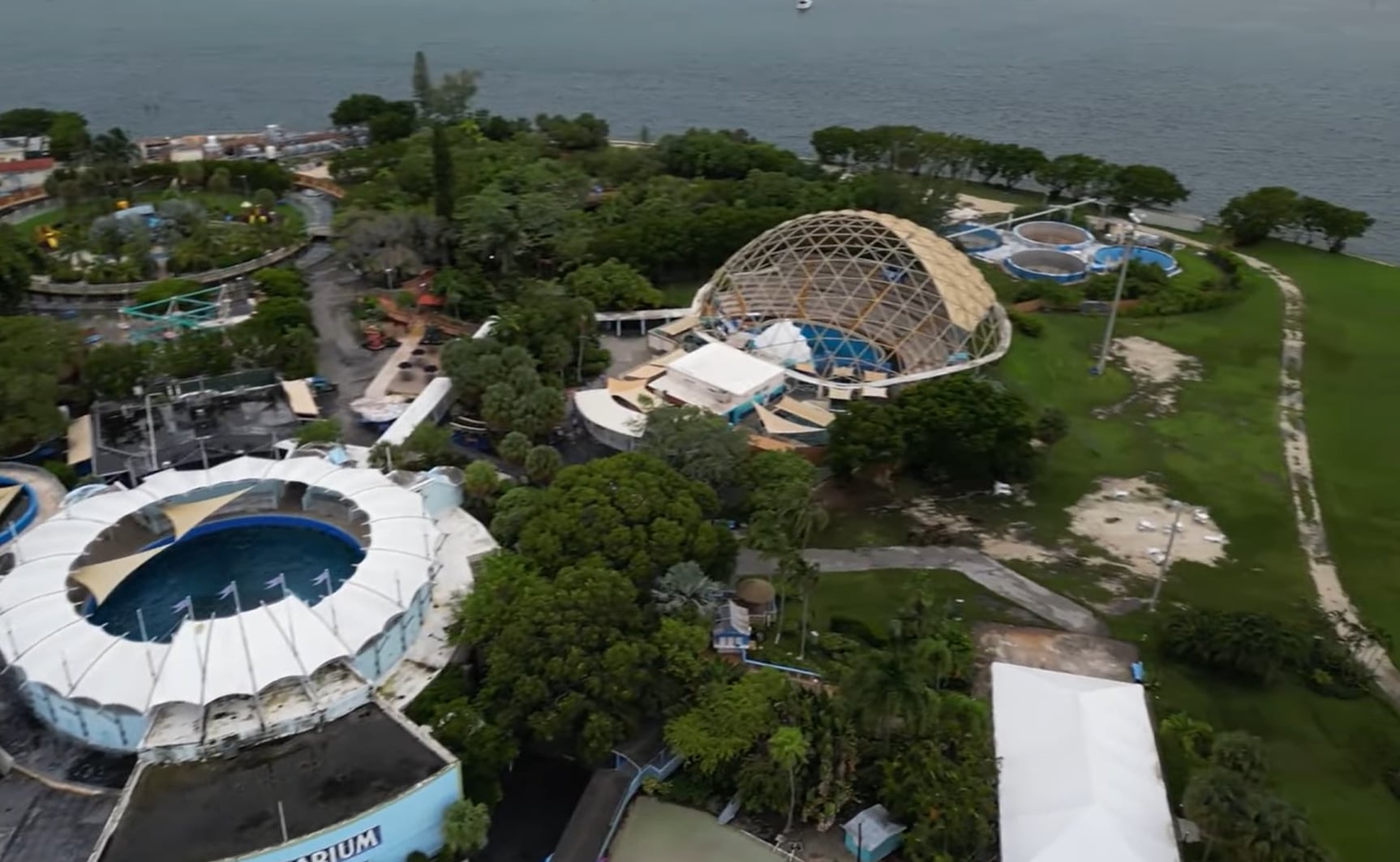El Departamento de Protección Ambiental de Florida pidió explicaciones sobre el impacto ambiental del proyecto en humedales, coral, praderas marinas y calidad del agua (YouTube/Miami Herald)