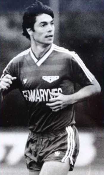 Issa jugó en Suiza y