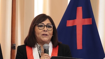 Senadora Milagros Jáuregui insiste en vetar los huacos eróticos mochicas porque “no son normales” y causan “vergüenza”
