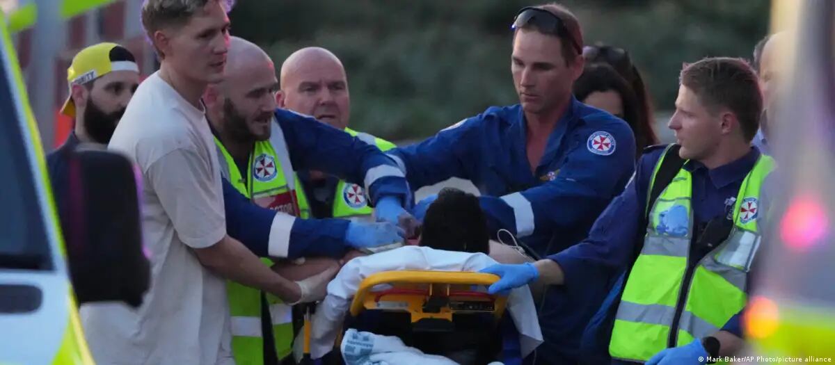 Ataque terrorista en Australia durante festividad judía deja 15 muertos