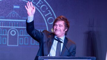 Milei cumple un año al