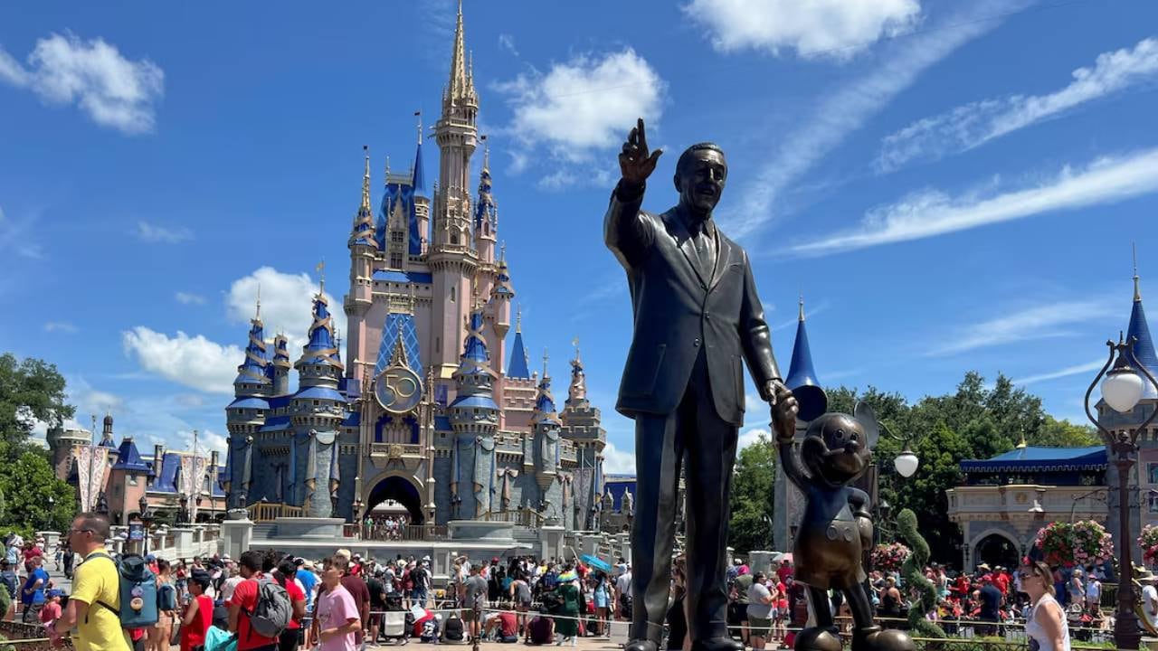 Disney World anuncia la apertura de la nueva área temática Tropical Americas en Animal Kingdom para 2027, destacando la representación cultural latinoamericana en sus parques de Orlando. (Reuters)