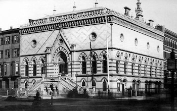 Primera sede de la Academia Nacional de las Artes del Diseño, construcción neogótica basada el veneciano Palacio Ducal