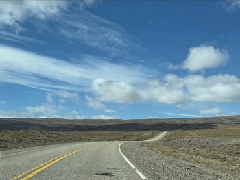 Torres también se refirió al estado de la Ruta 40 y la inversión del gobierno provincial en el mantenimiento de la traza