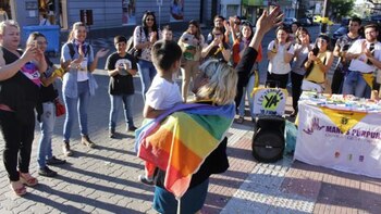 Nicole Vázquez es una mamá