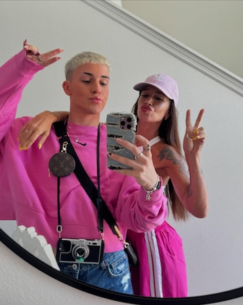 Flor Peña y su hijo,