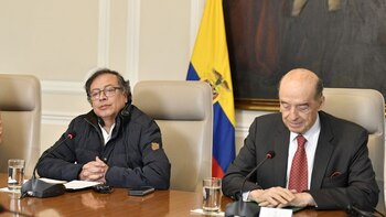 Congresistas rechazaron declaraciones de Gustavo