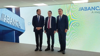 Escotet reivindica el "compromiso" de