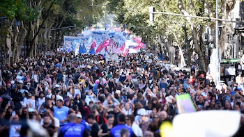 Mientras el Gobierno afina los votos, el peronismo se movilizará en rechazo a los cambios en la Ley de Tierras