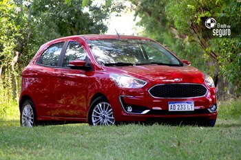 El Ford Ka fue el ganador del premio "Auto de Oro"