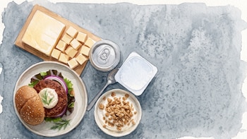 5 alimentos que se creen “saludables” pero esconden azúcar y aditivos, según una nutricionista