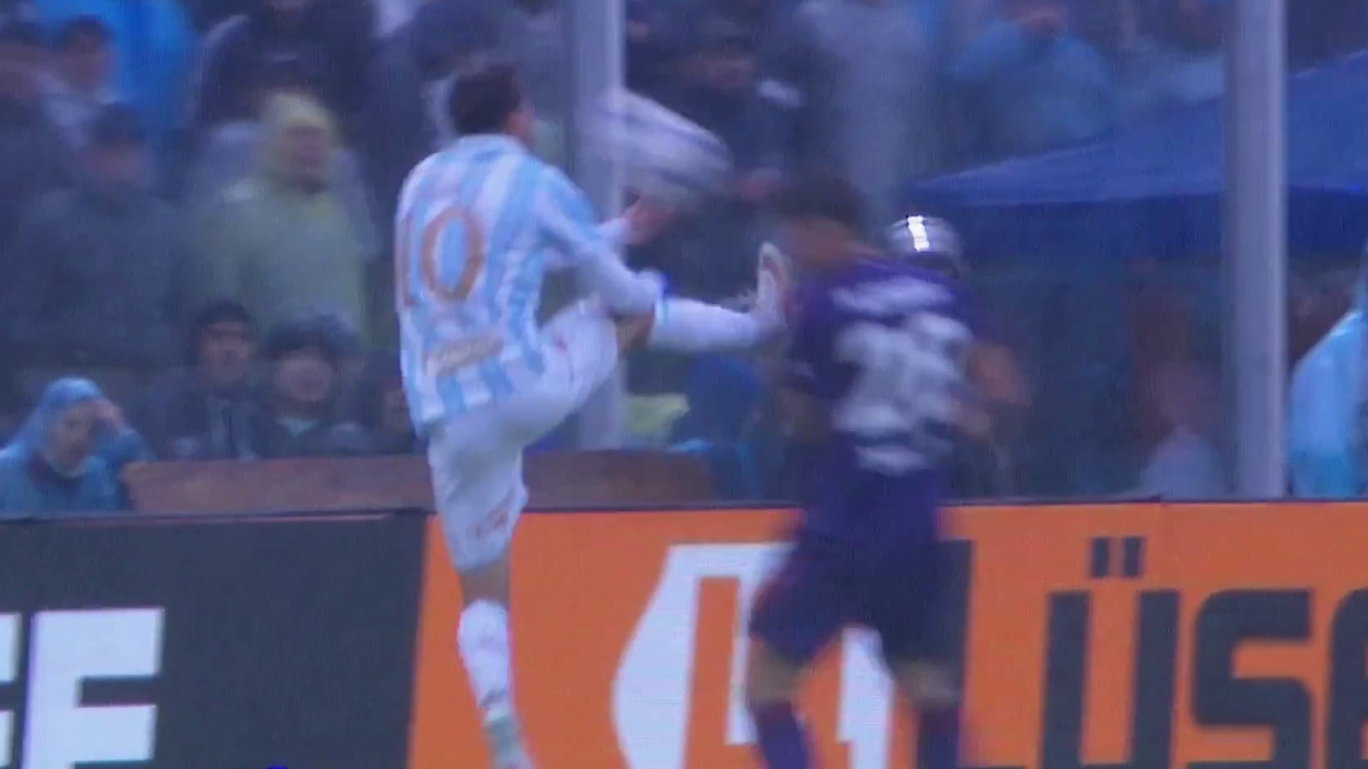 Franco Nicola fue expulsado en Atlético Tucumán en el encuentro frente a River