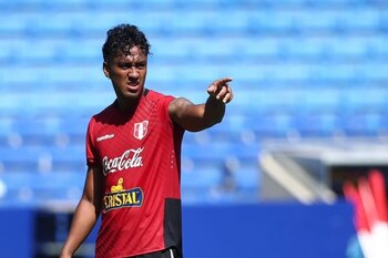 El volante fue de los