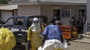 La ONU confirma 18 muertos y 134 casos del brote de ébola en RDC y su expansión a Uganda