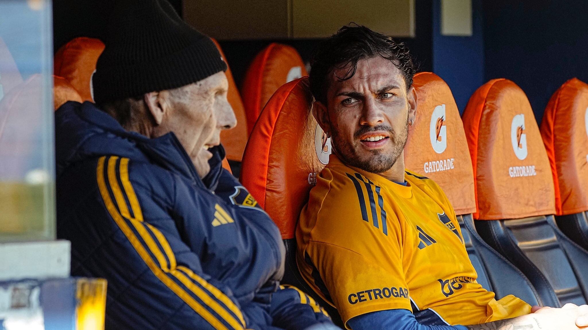 Russo junto a Paredes en la Bombonera