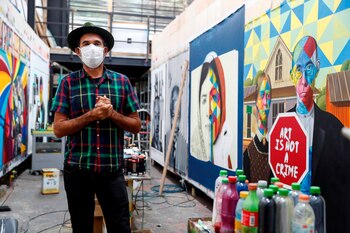 El pintor callejero brasile�o Eduardo