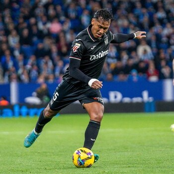 Renato Tapia es titular indiscutible