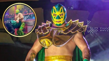 Luchador mexicano de WWE estalla contra Hijo de Fishman por amenazar a un réferi con el martinete que mató a El Búho