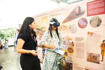 La exposición usará herramientas digitales como realidad virtual, aumentada, mixta, WebAR y recorridos 360° para difundir el patrimonio arqueológico de la Civilización Caral. Difusión