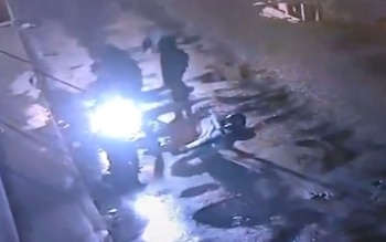 Los hechos ocurrieron durante la madrugada del pasado martes. (Impresión de pantalla video)