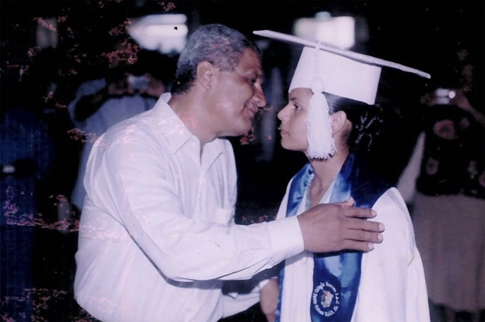 Cuando Tininiska cumplió 15 años, su padre le pidió una promesa: que lo enterraran en su comunidad natal, al lado de la tumba de su madre (Foto cortesía)