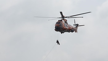 La Marina Argelina localiza dos