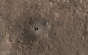 17/12/2024 Imagen del módulo InSight tomada por el orbitador MRO el 23 de octubre de 2024
POLITICA INVESTIGACIÓN Y TECNOLOGÍA
NASA/JPL-CALTECH/UNIVERSITY OF ARIZONA