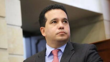 Escándalo de carrotanques en La Guajira: las visitas del primo del senador Carlos Andrés Trujillo a la Ungrd