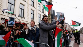 Violenta movilización en Ámsterdam durante la apertura del Museo del Holocausto