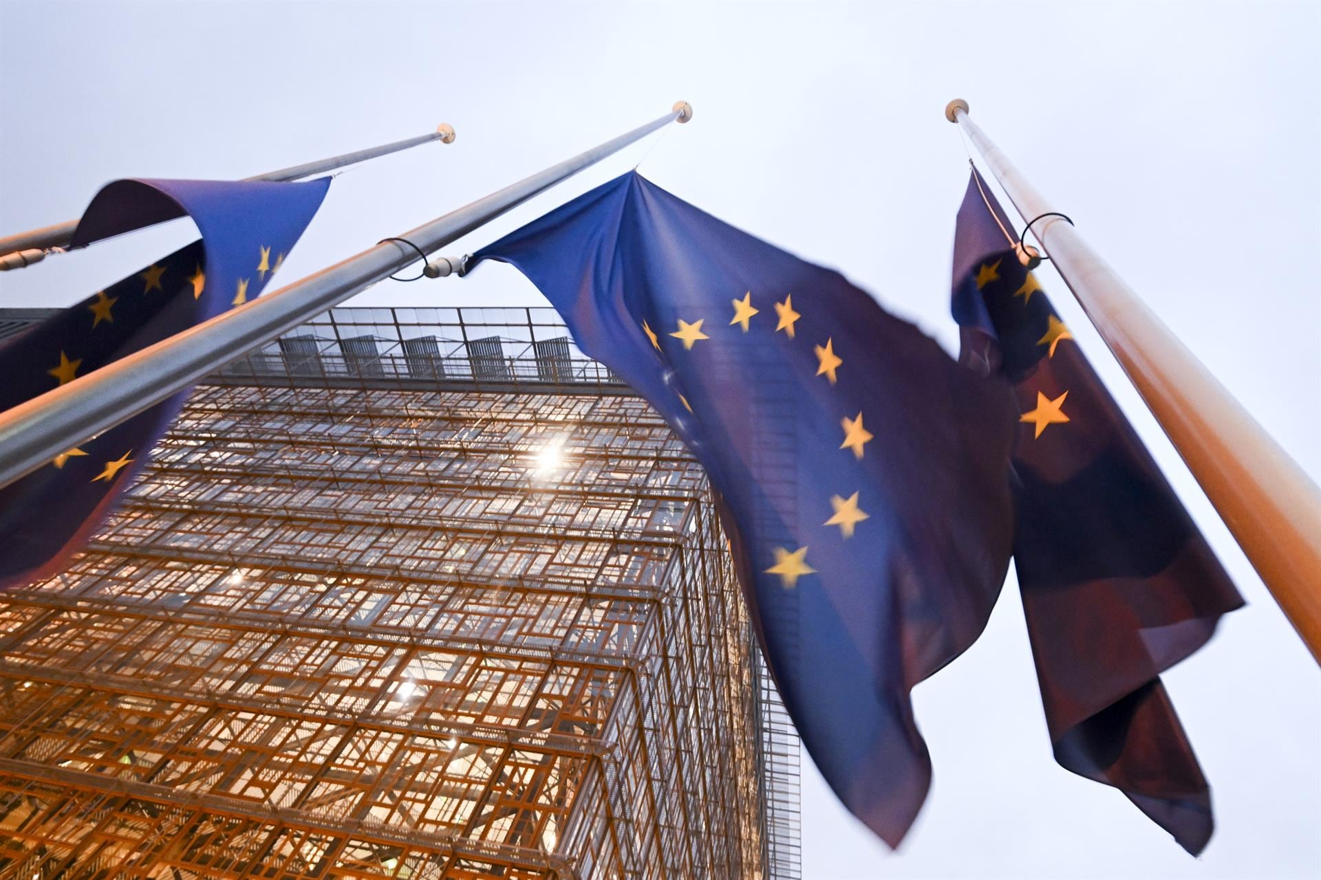 La UE acusa a Rusia de querer "borrar la memoria" de las víctimas "del terror soviético"