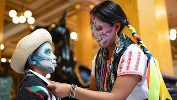 Oaxaca anuncia más de 100 actividades por Día de Muertos