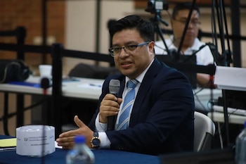El Congreso de Guatemala eligió a Elfego Odair Castañón González como titular de la Contraloría General de Cuentas para el periodo 2026-2030.