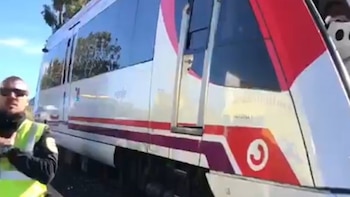 Un tren de FEVE choca