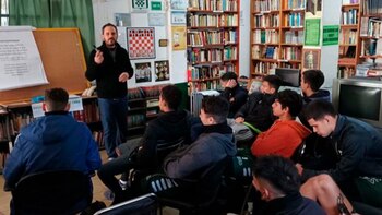 Charla de respaldo para los