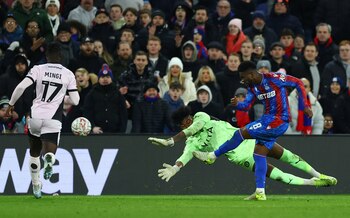 Jefferson Lerma jugando la FA