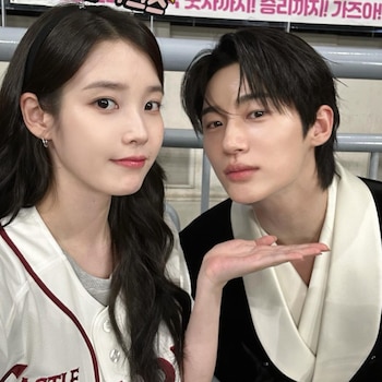 IU y Byeon Woo-seok se disculpan por inexactitud histórica en el k-drama "Perfect Crown"