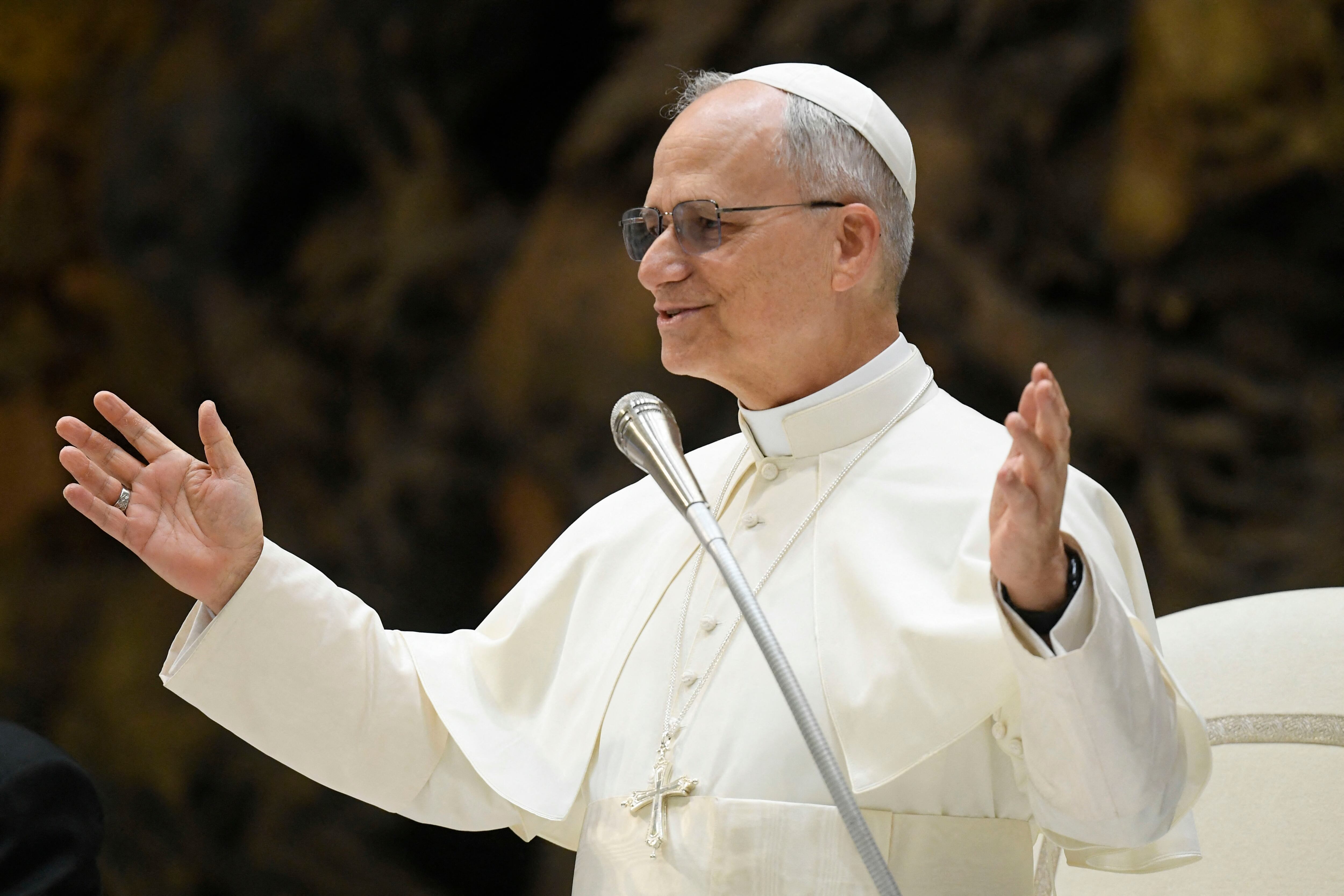 El papa Leon XIV saluda a la curia romana en el Vaticano (Andreas Solaro/ Vatican Media/AFP Photo)