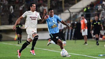 Sporting Cristal y Universitario chocarán