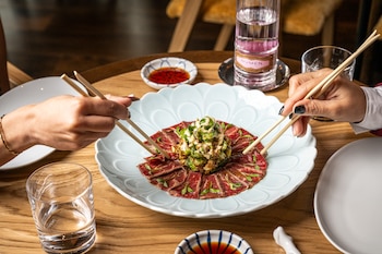 Tataki de res en el restaurante Li-Onna (Cedida)