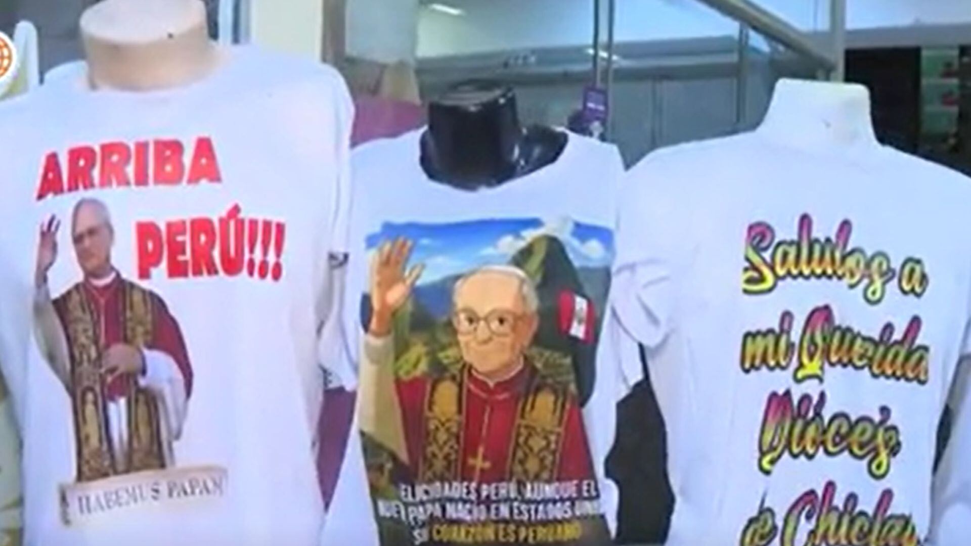 Los emprendedores han puesto en práctica su creatividad con el diseño de estos polos - Créditos: Captura de pantalla de América TV.