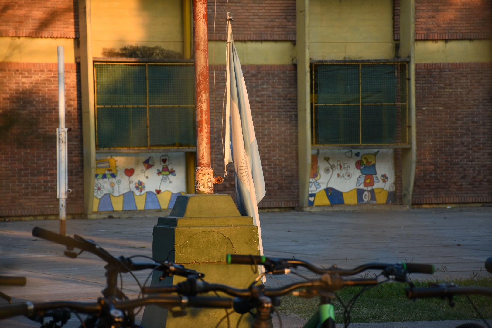 Este lunes, los disparos en la Escuela