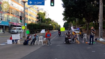 Bloqueo en Avenida Parque Lira