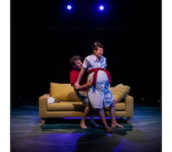 La obra "Entre tus siestas"