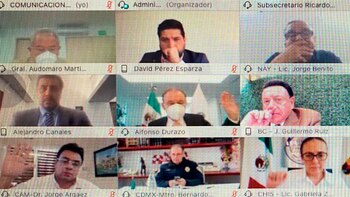 A través de una reunión